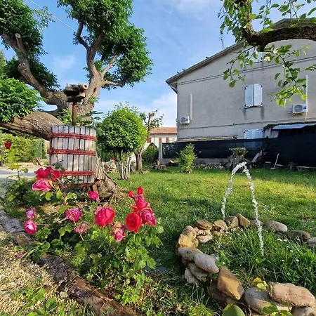 La Casetta Di Flo 別荘 Montecosaro