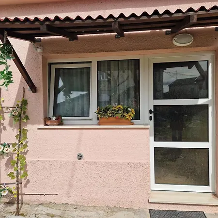 La Casetta Di Flo Montecosaro (Marche)